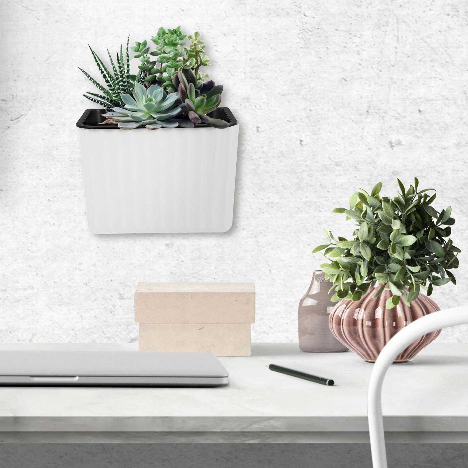 2 Stück Wandmontierte Blumentö – Self Watering Planter Bewertung und Preis